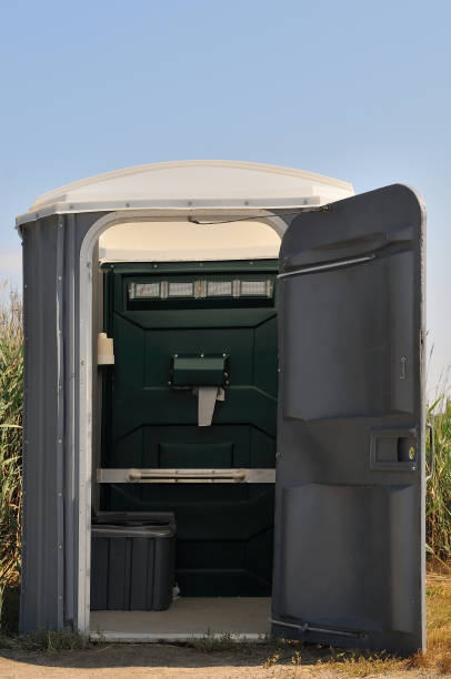 Portable bathroom rental in Romoland, CA